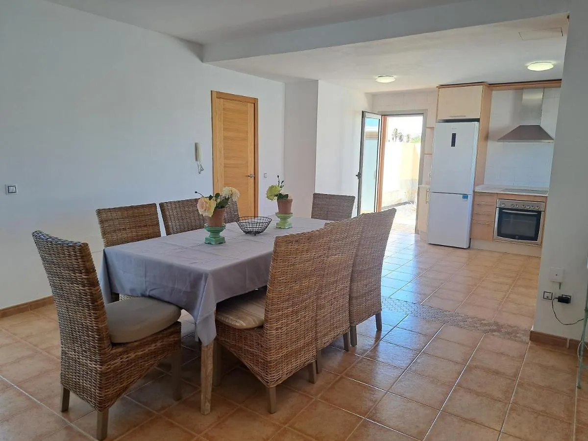 VILLA PARADISE La Guirra 스페인